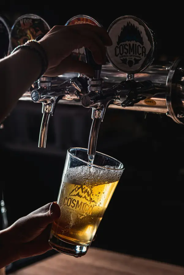 Brewpub Drinks (stock photo)